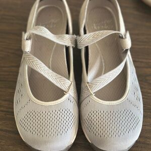 Dansko Women's Gray Flats